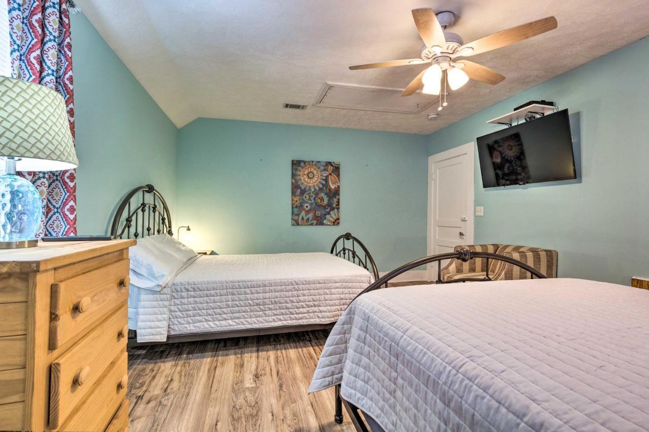 Beachside Getaway - Walk To Gulf, Pier And Casino! Villa Gulfport Exterior foto